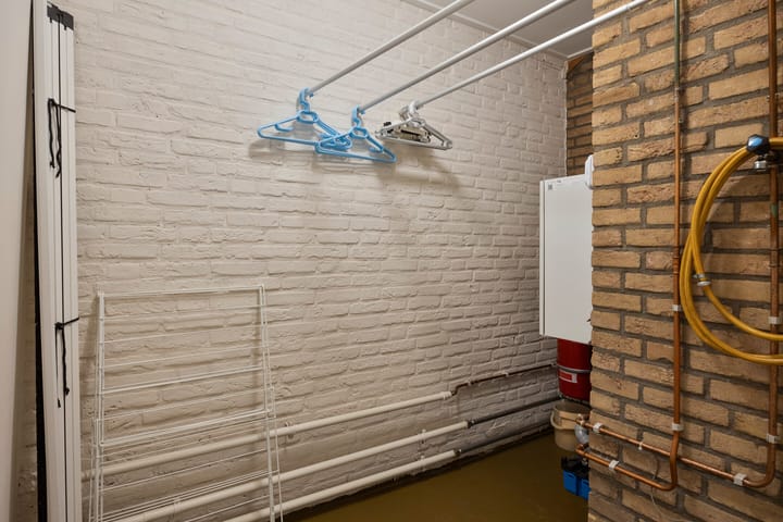 Twee-onder-één-kap te koop: Zwanenzetel 6, Roermond