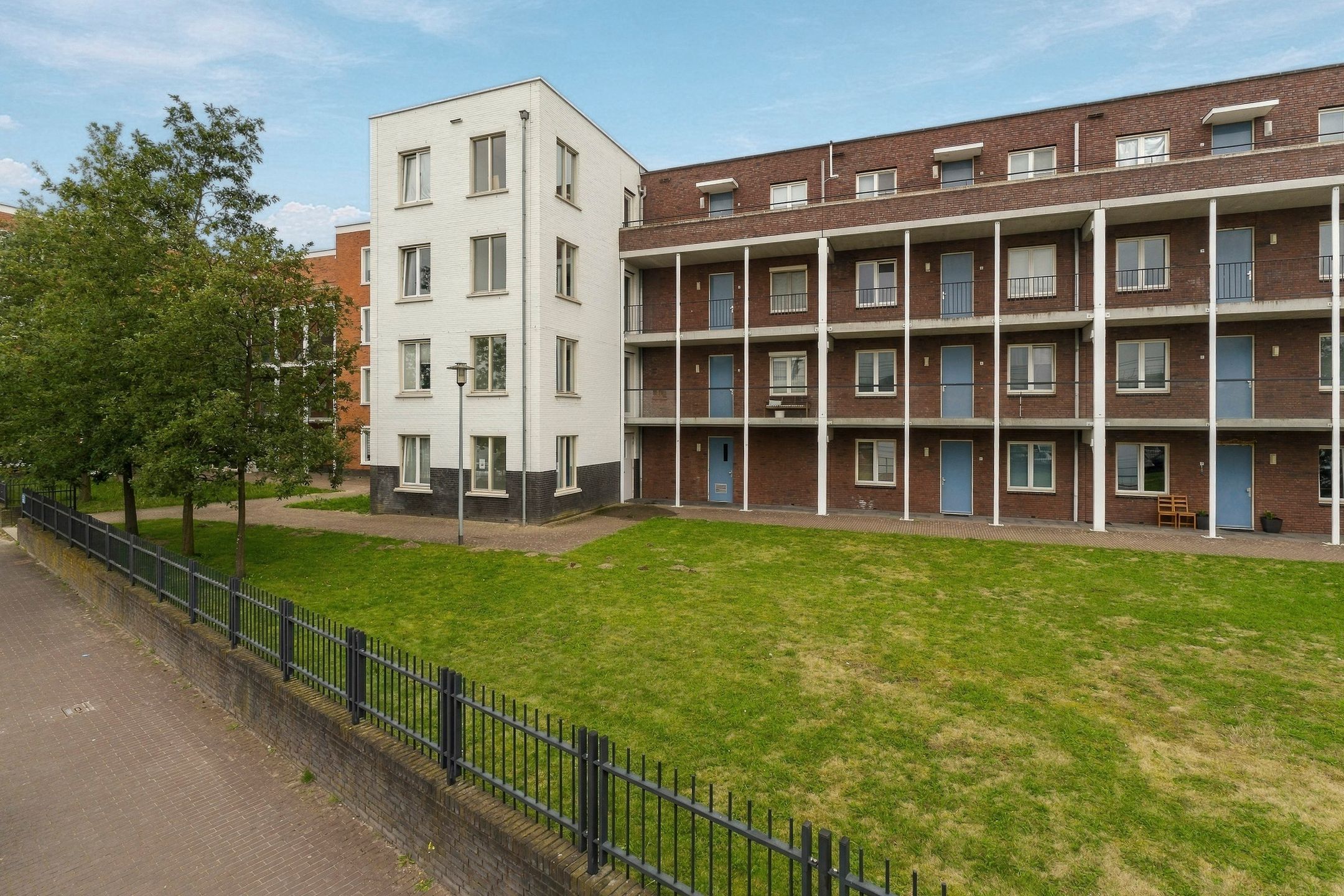 Hongarijehof 40 
