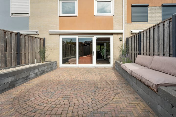 Tussenwoning te koop: Burgemeester de Kortesingel 14, Scherpenzeel (Ge)