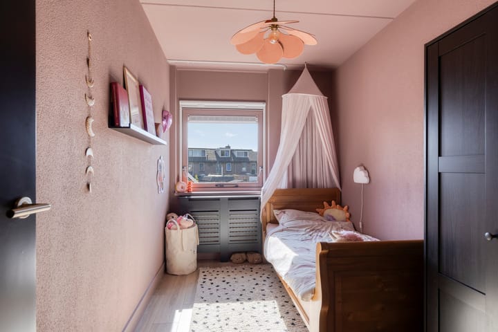 Tussenwoning te koop: Burgemeester de Kortesingel 14, Scherpenzeel (Ge)