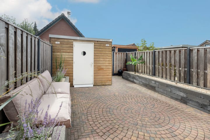 Tussenwoning te koop: Burgemeester de Kortesingel 14, Scherpenzeel (Ge)