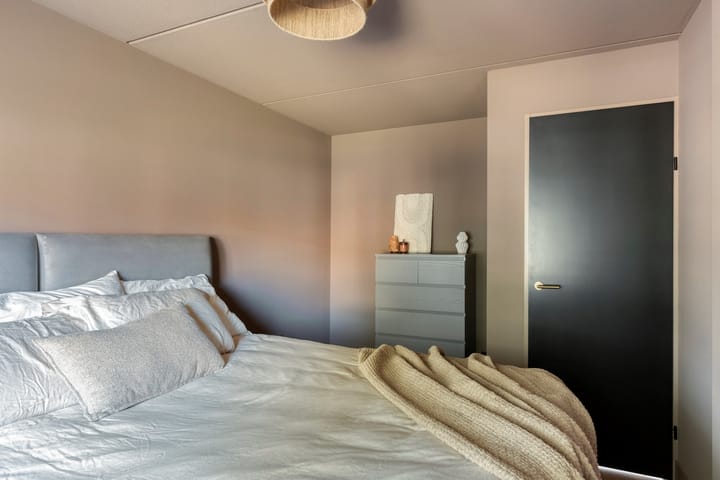 Tussenwoning te koop: Burgemeester de Kortesingel 14, Scherpenzeel (Ge)