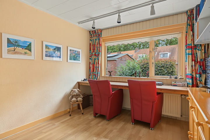 Tussenwoning te koop: Wegastraat 18, Hilversum