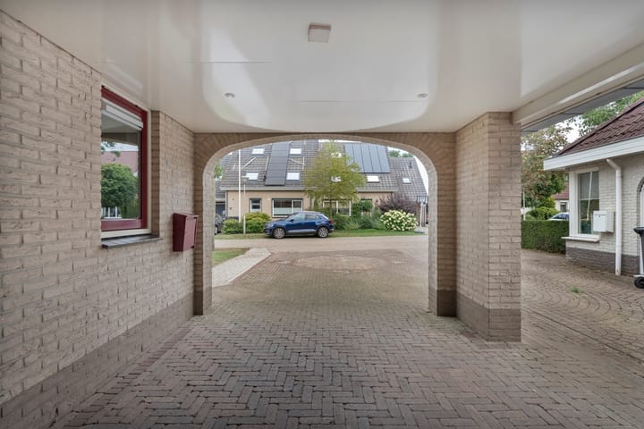 Twee-onder-één-kap te koop: Margriet 20, Hardenberg