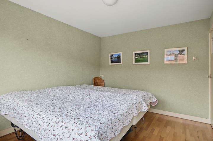 Tussenwoning te koop: Wegastraat 18, Hilversum