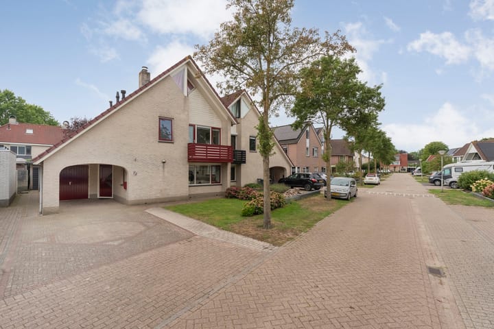 Twee-onder-één-kap te koop: Margriet 20, Hardenberg