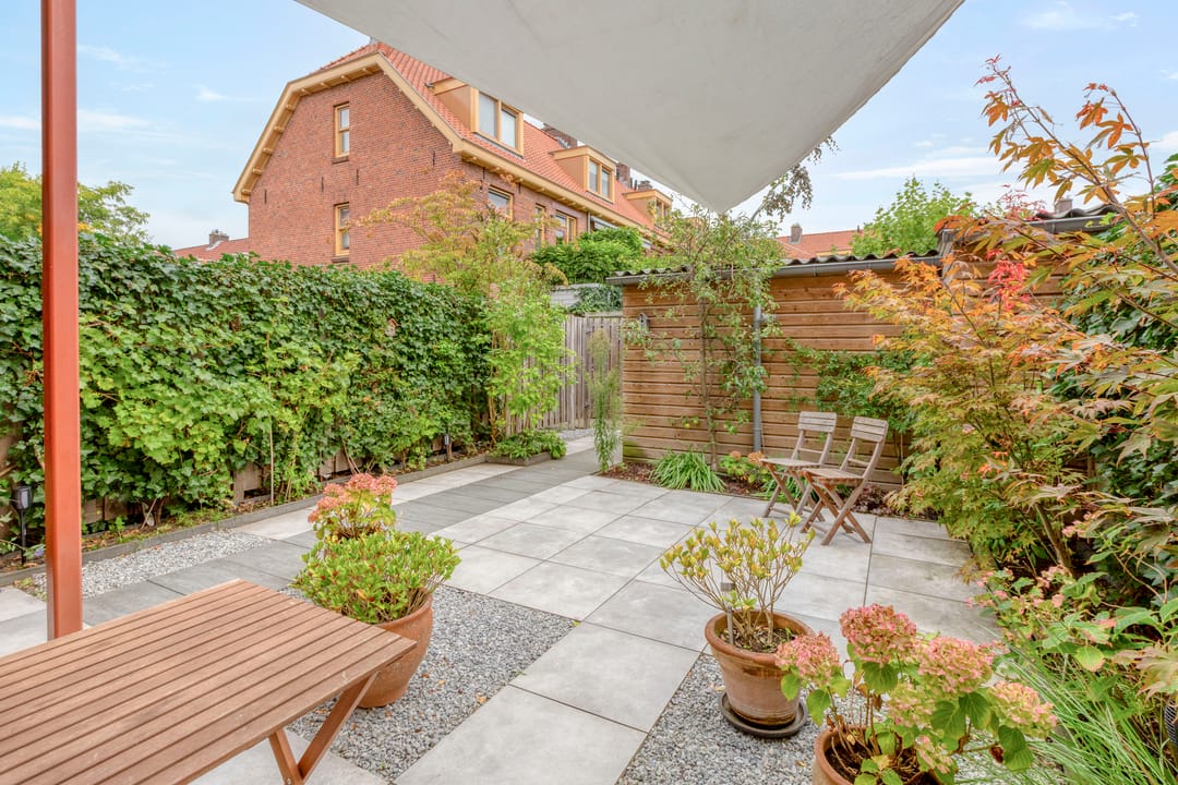 Photo 2 of Van der Pekstraat 32-A
