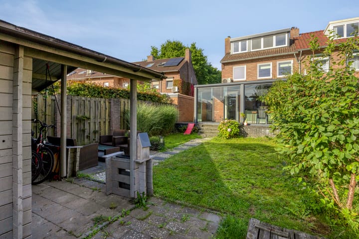 Hoekwoning te koop: Ridder Vosstraat 15, Brunssum