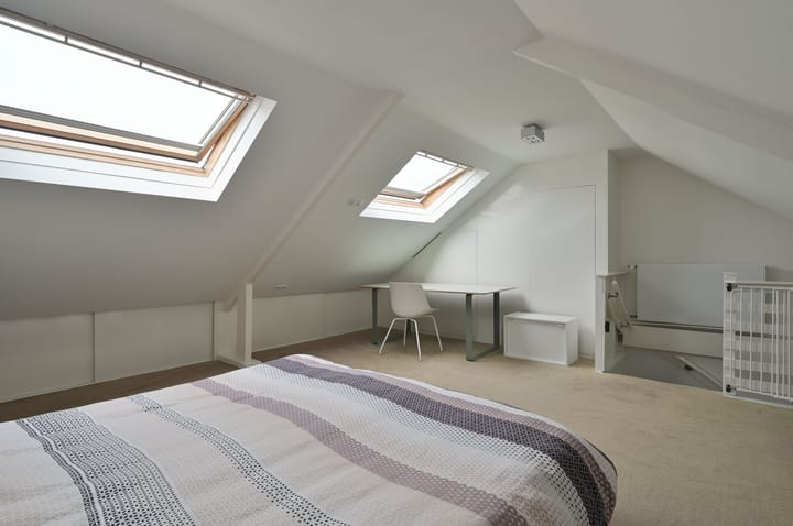 Tussenwoning te koop: Rijsbergenweg 44, Huizen