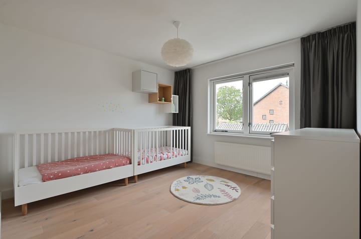 Tussenwoning te koop: Rijsbergenweg 44, Huizen