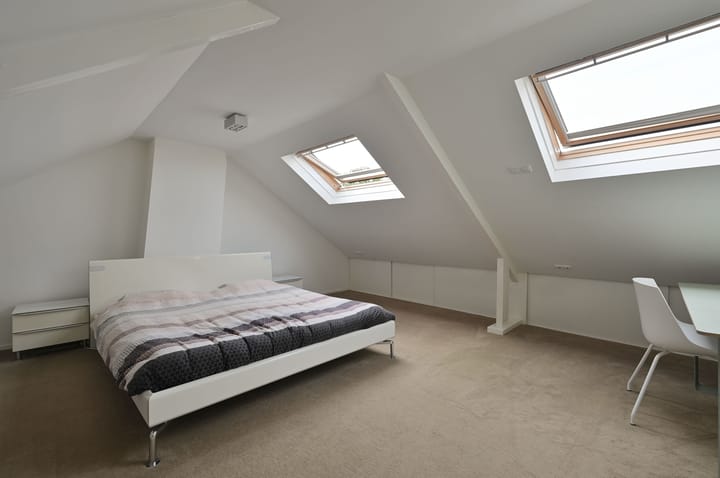 Tussenwoning te koop: Rijsbergenweg 44, Huizen
