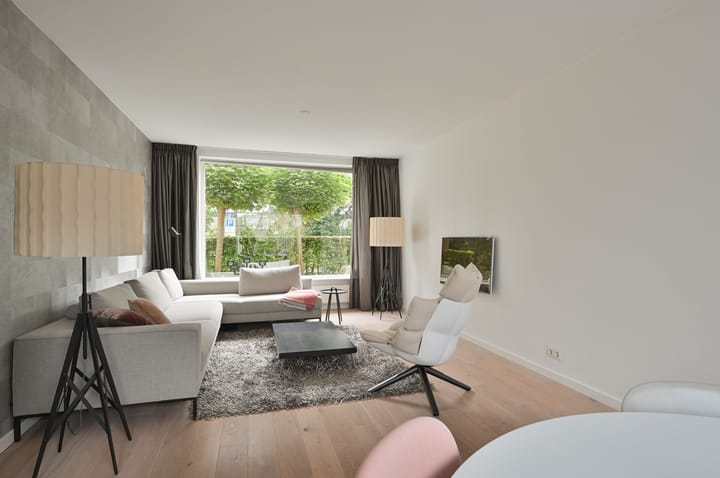 Tussenwoning te koop: Rijsbergenweg 44, Huizen