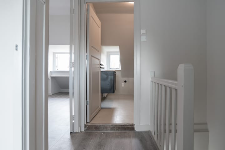 Hoekwoning te huur: Bakhuizen van den Brinkstraat 3, Haarlem