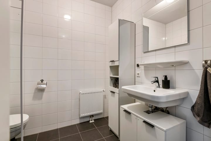 Tussenwoning te koop: Albrechtshof 20, Meteren