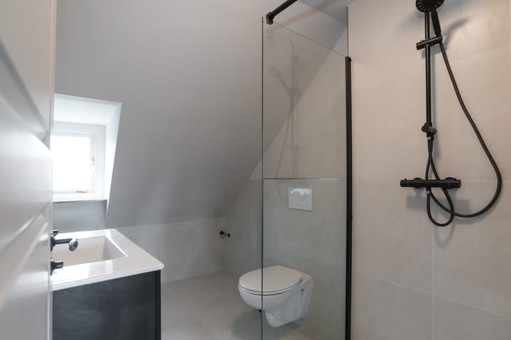 Hoekwoning te huur: Bakhuizen van den Brinkstraat 3, Haarlem