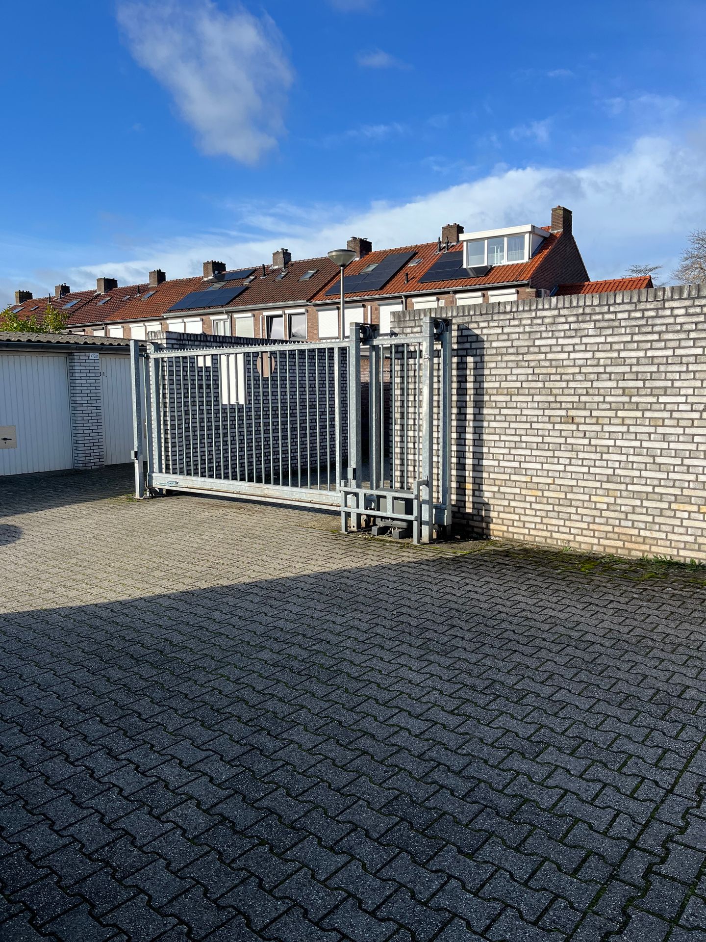 Bekijk foto 2 van Ruijs de Beerenbrouckstraat 47