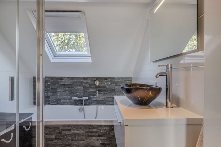 Hoekwoning te koop: Gerrit Schuilstraat 17, Harlingen