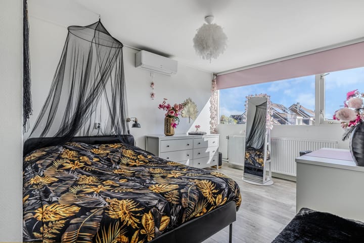 Hoekwoning te koop: Gerrit Schuilstraat 17, Harlingen