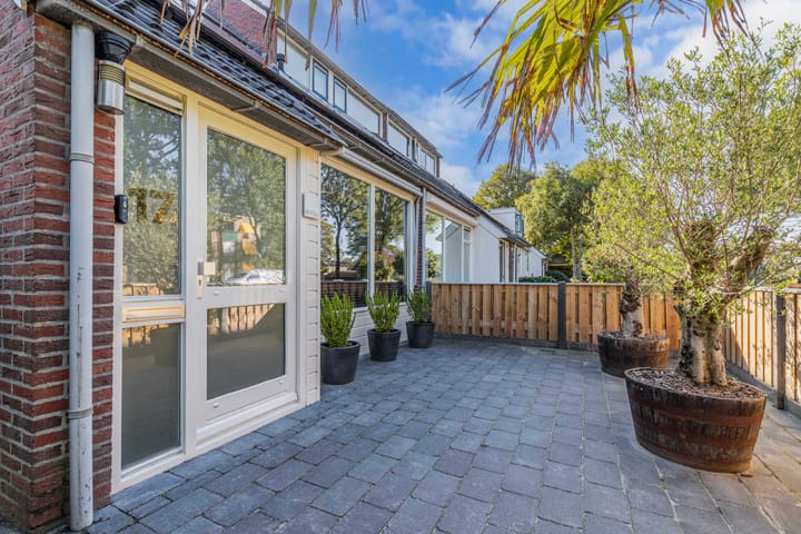 Hoekwoning te koop: Gerrit Schuilstraat 17, Harlingen