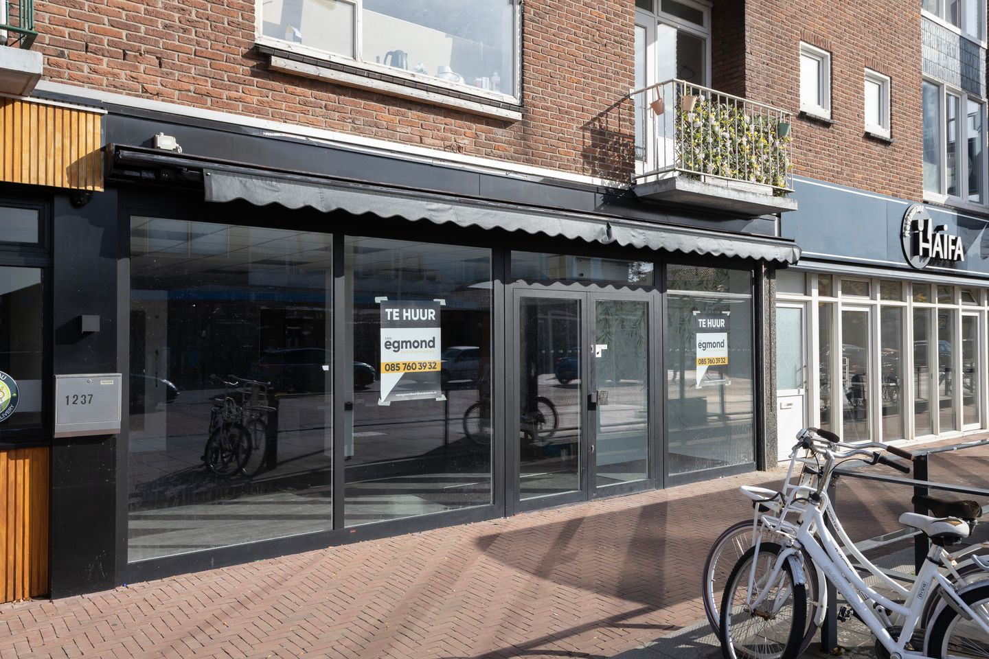 View photo 1 of Gronausestraat 1237