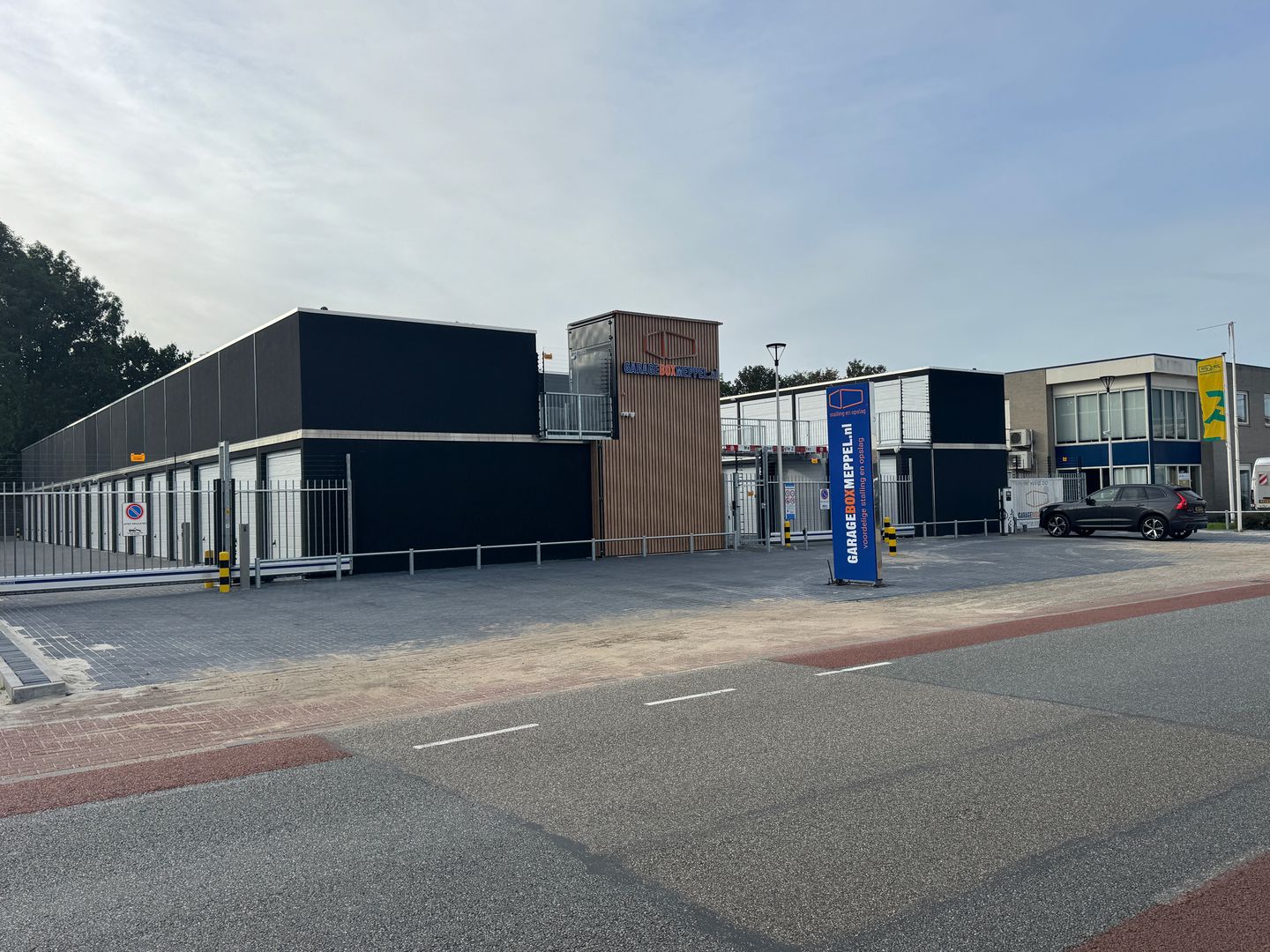 View photo 2 of Industrieweg 7
