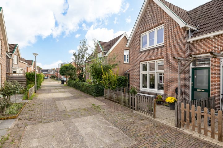 Vrijstaande woning te koop: Polderstraat 14, Leeuwarden
