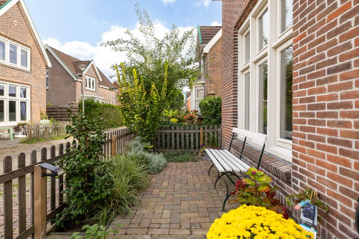 Vrijstaande woning te koop: Polderstraat 14, Leeuwarden