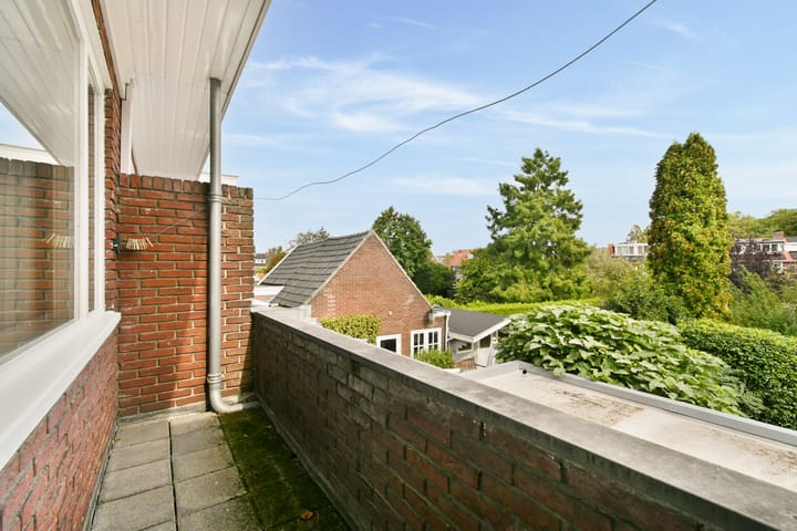 Twee-onder-één-kap te koop: Franz Schubertlaan 20, Heemstede