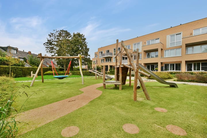 Tussenwoning te koop: de Lange Gangh 15, Muiden