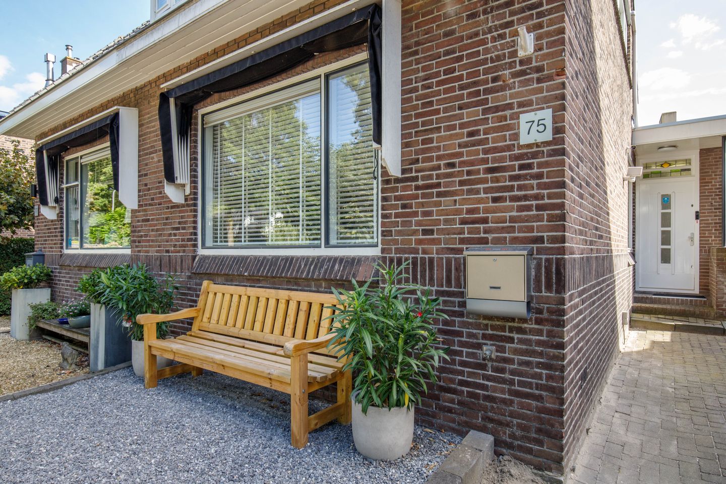Foto 40 van Parallelweg-Zuid 75