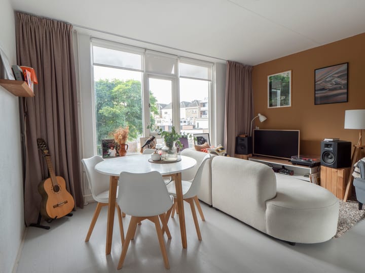 Studio te koop: Fellenoordstraat 24, Breda
