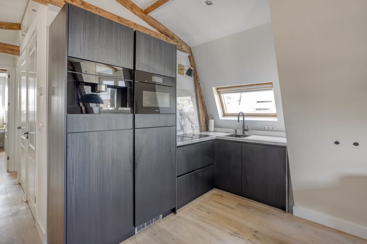 Appartement te koop: Van Woustraat 32-4, Amsterdam