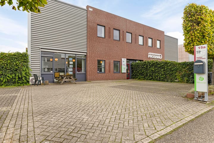 Satellietbaan 15-A, Hillegom