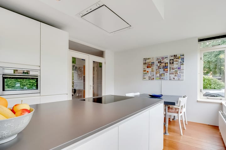 Tussenwoning te koop: Acaciapark 7, Hilversum