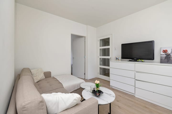 Appartement te koop: Hogenbanweg 142B, Rotterdam