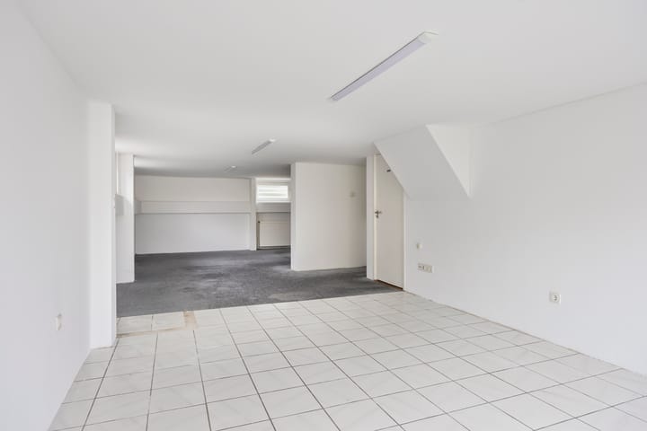 Twee-onder-één-kap te koop: Heggewikke 30, Landgraaf