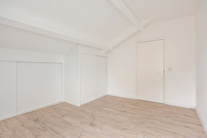 Twee-onder-één-kap te koop: Heggewikke 30, Landgraaf