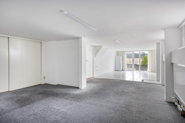 Twee-onder-één-kap te koop: Heggewikke 30, Landgraaf