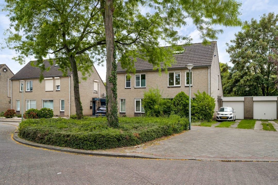 Foto 1 van Weefsterstraat 6
