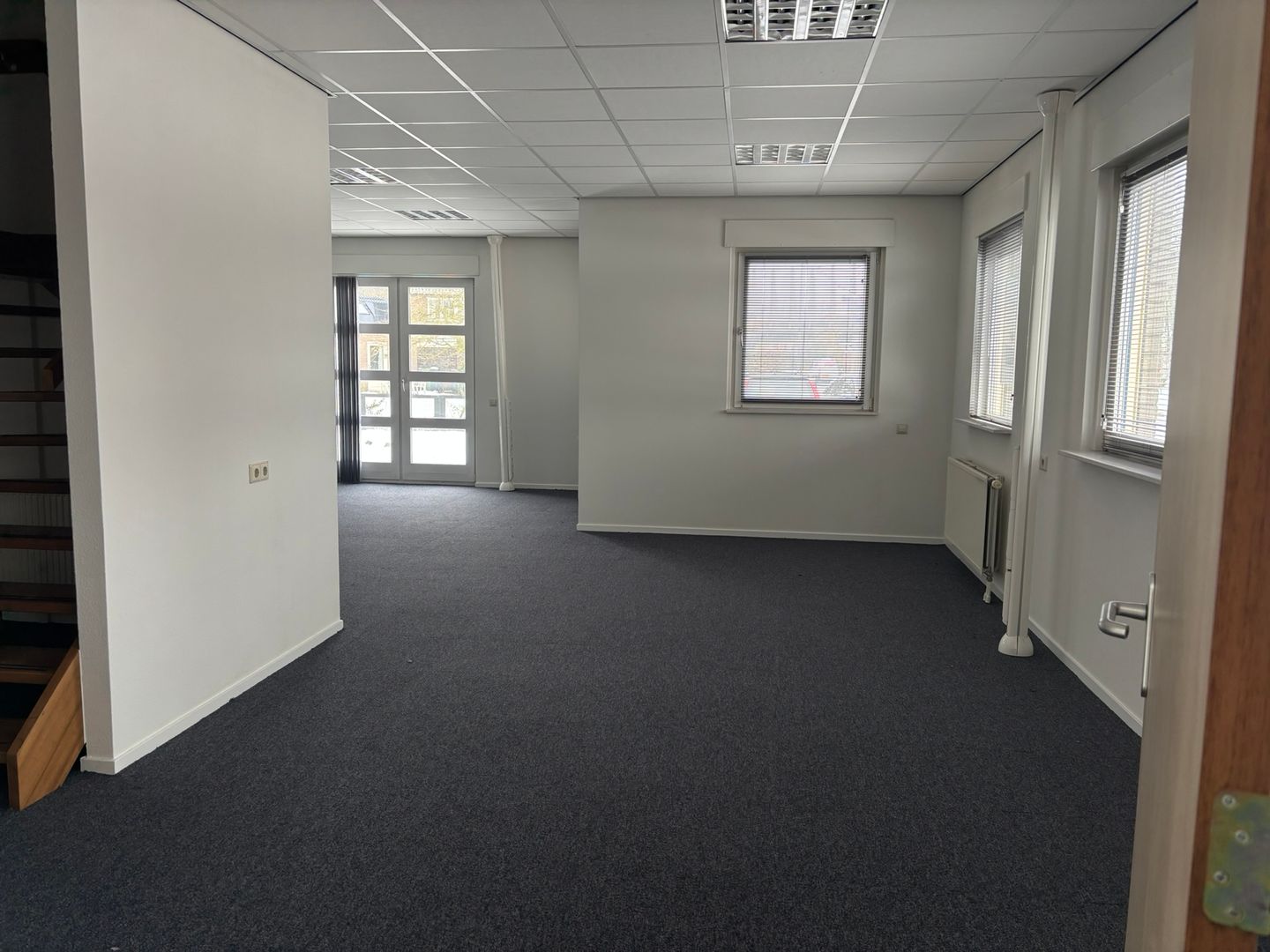 View photo 3 of van Heemstraweg-west 2