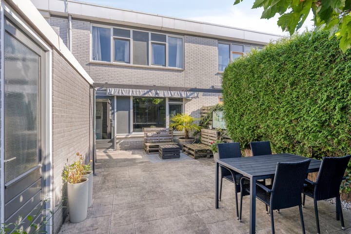 Photo 4 of Corrie Tendeloostraat 47