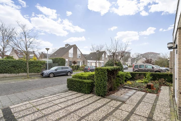 Tussenwoning te huur: Anjervallei 62, 'S-Hertogenbosch