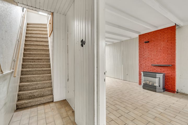 Hoekwoning te koop: Van Leeuwenhoekstraat 16, Hilversum