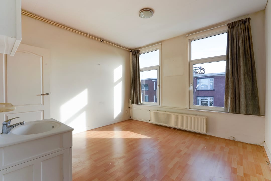 Photo 11 of Harderwijkstraat 139