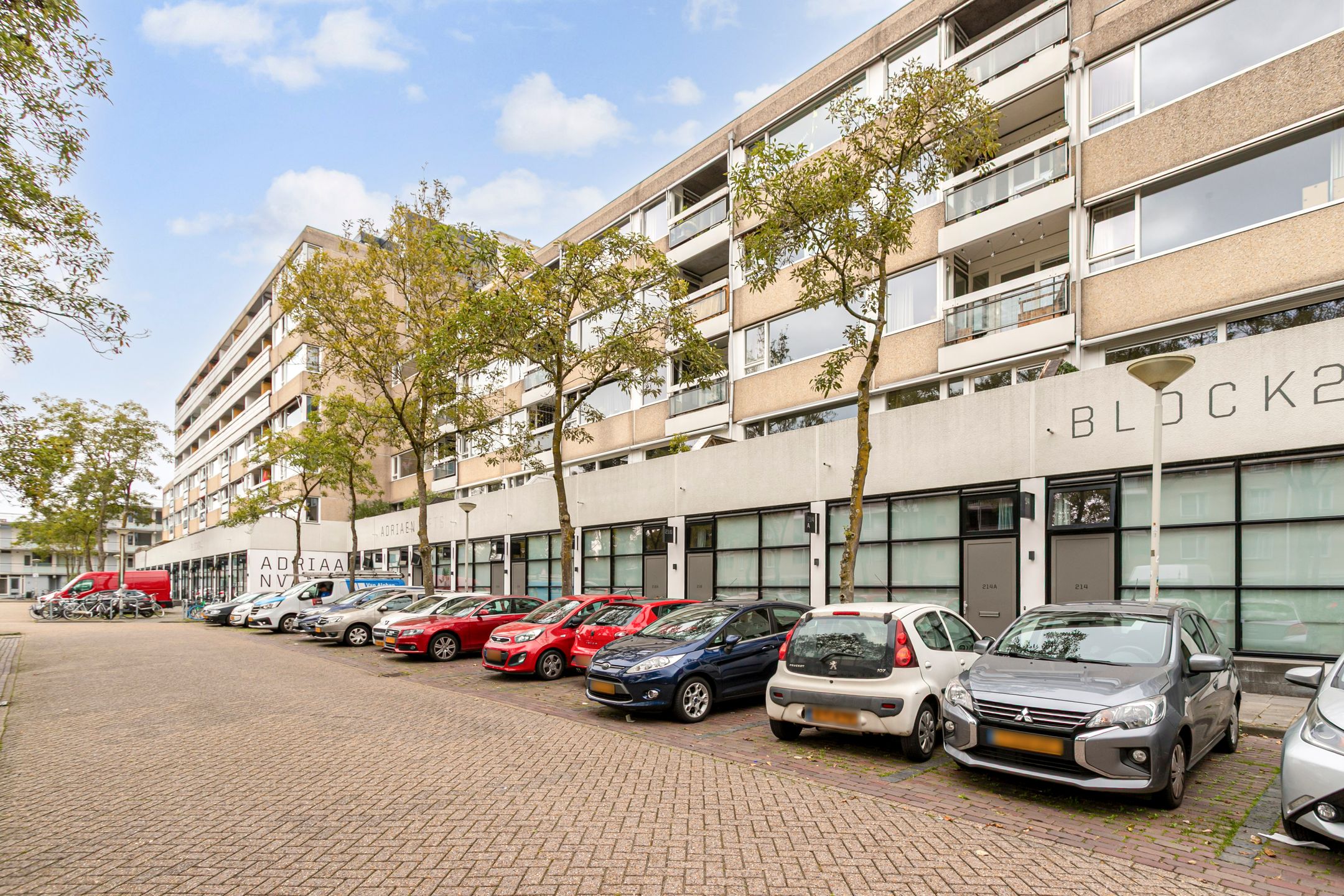 Photo 30 of Adriaan van Bergenstraat 366