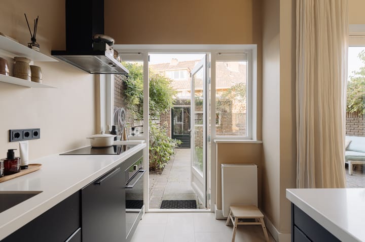 Tussenwoning te koop: Loosdrechtseweg 20, Hilversum
