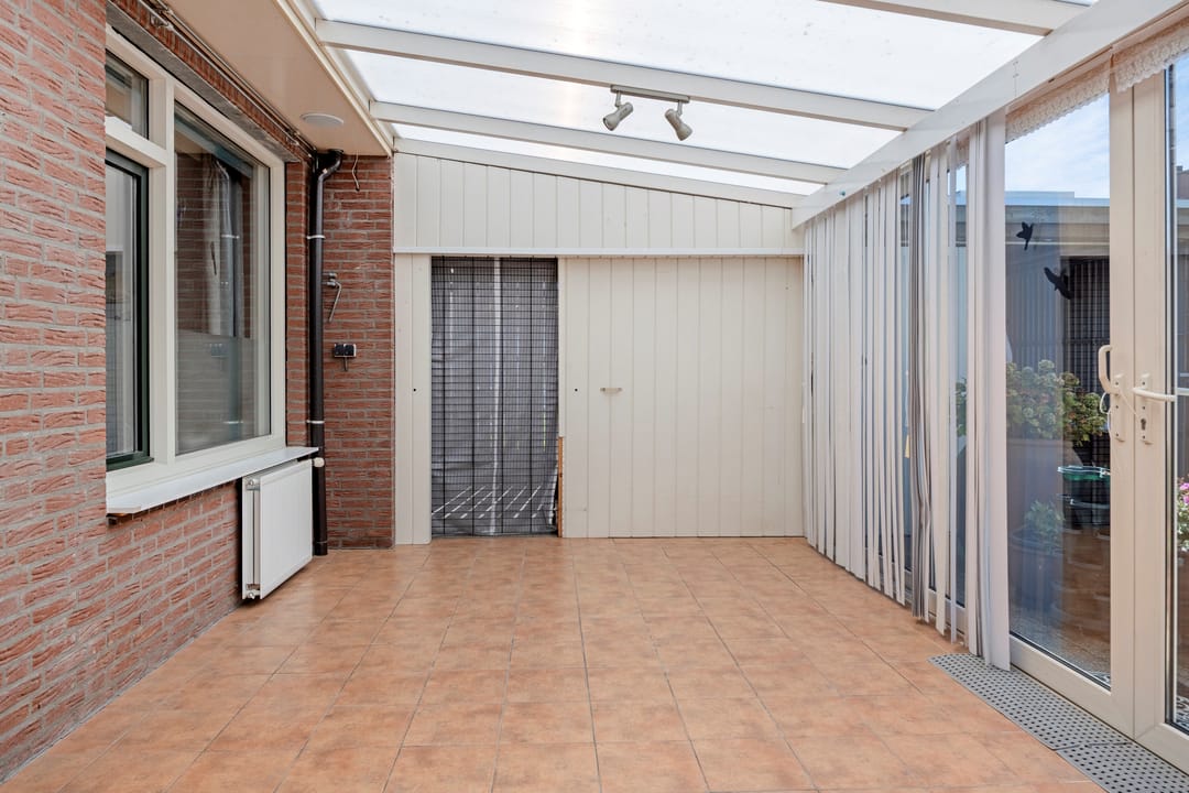 Photo 8 of Hulststraat 21