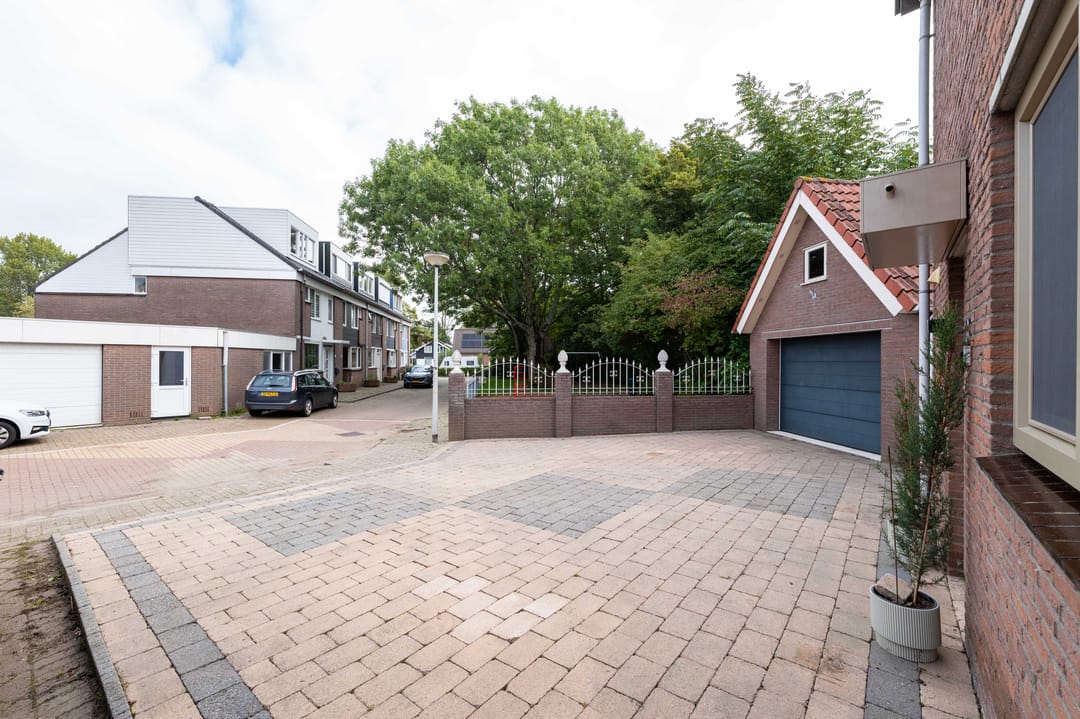 Foto 7 van Larix 73