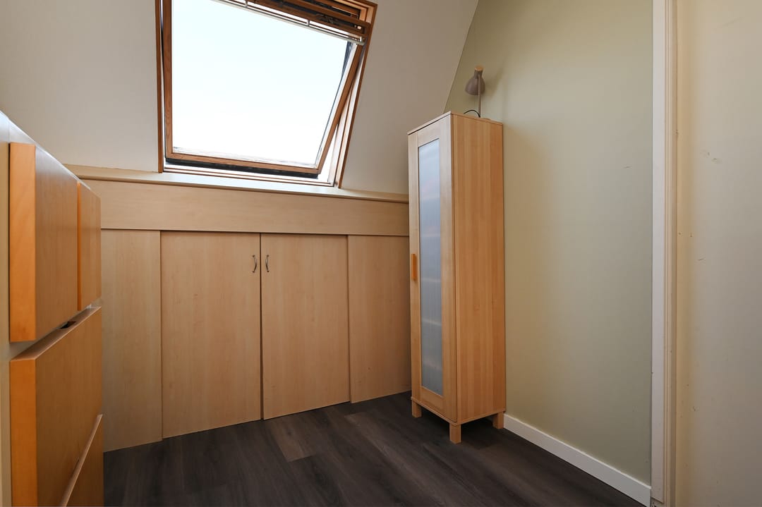 Photo 22 of Van Egmondstraat 101