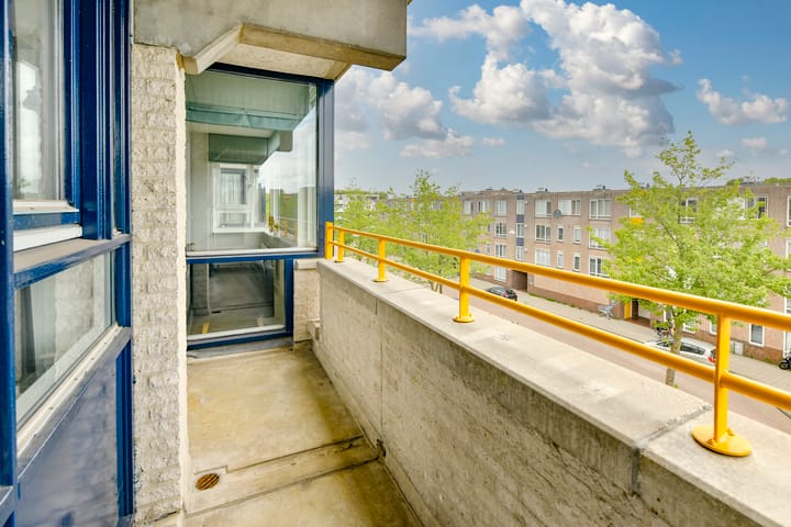 Appartement te huur: Barbusselaan 302, Amsterdam